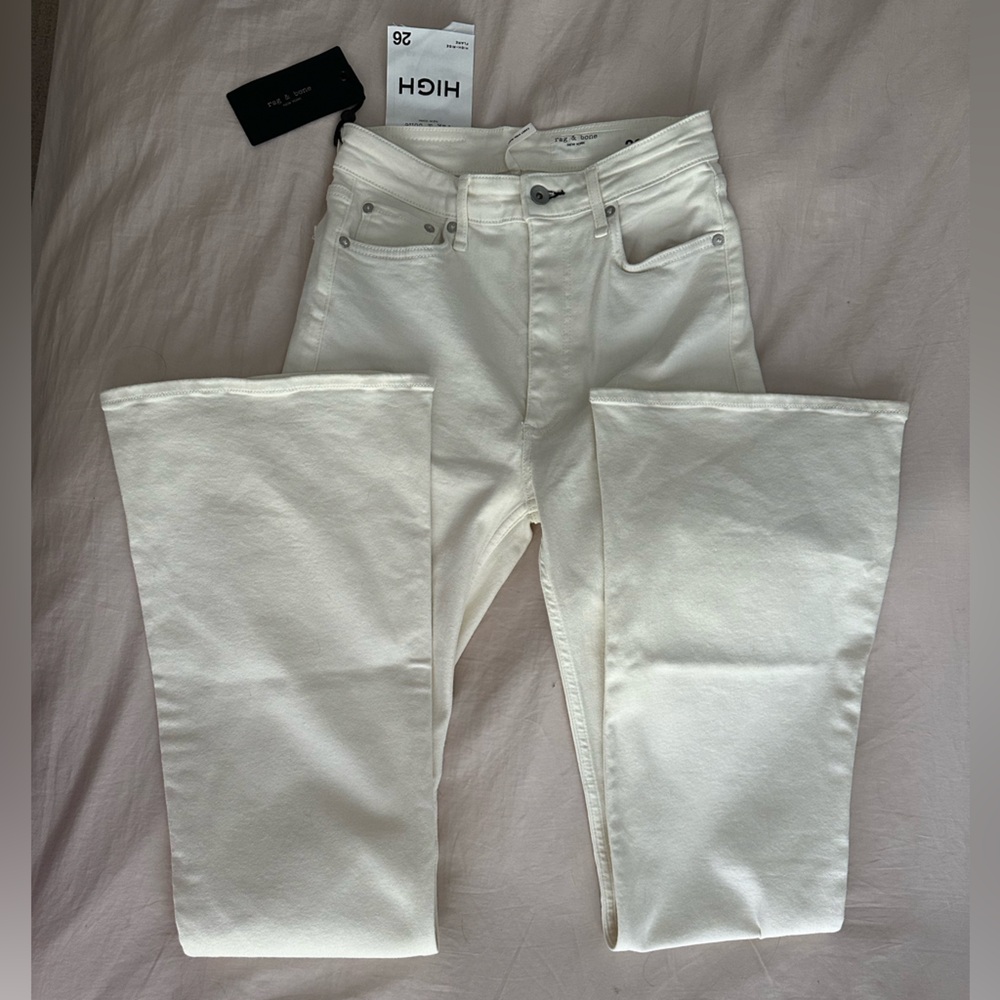 Rag and Bone - Casey White High-Waisted flair Jeans- size 26 NWT